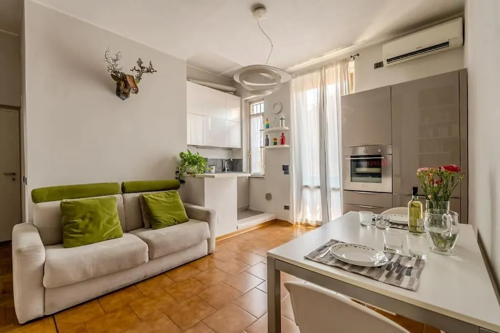 Lambrate Living Apartment Milan Italy